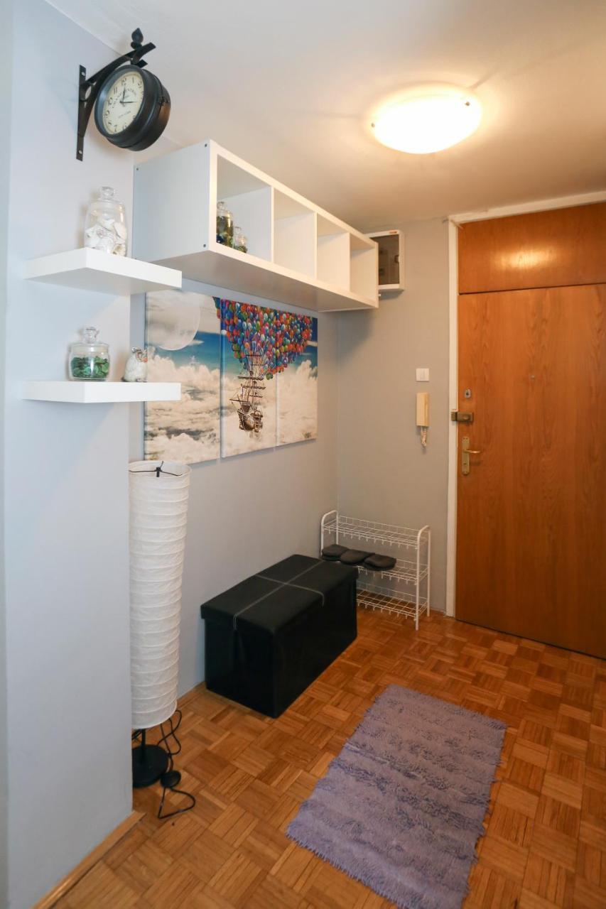 Modern Apartment With Free Parking Нови-Сад Экстерьер фото