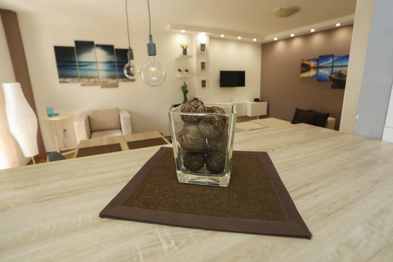 Modern Apartment With Free Parking Нови-Сад Экстерьер фото